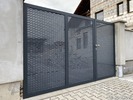 Lakovaná dvoukřídlá brána z dekorativního tahokovu (3)